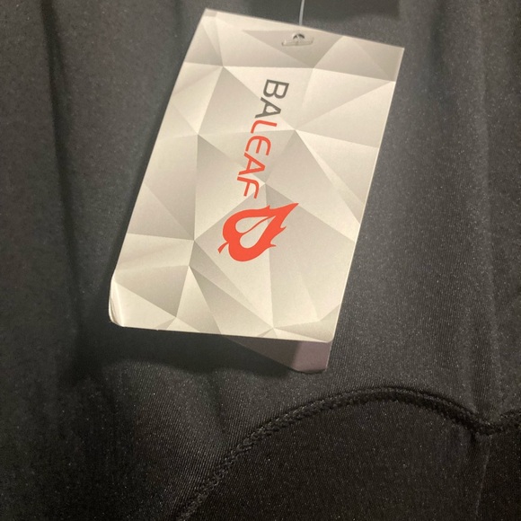 Baleaf Padded Biker Shorts - Picture 3 of 7